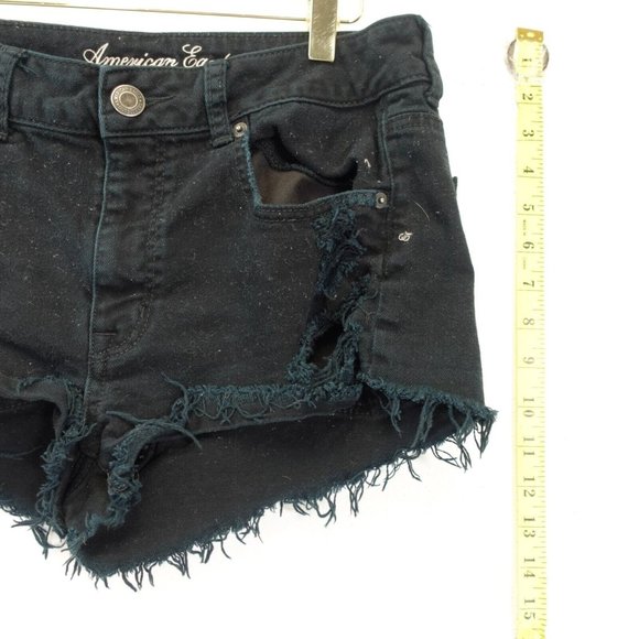 AMERICAN EAGLE Womens Black Jean Short Shorts 8 MEDIUM Mid Rise‎ Distressed Raw - Picture 8 of 12
